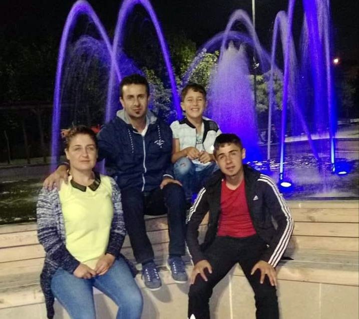 Ehliyetsiz genç motorla tır altında kalarak hayatını kaybetti