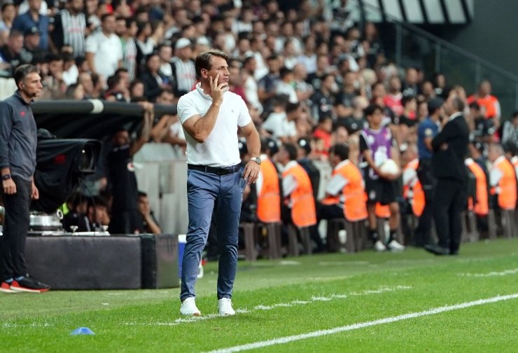 Süper Lig: Beşiktaş: 1 - Göztepe: 0 (İlk yarı)