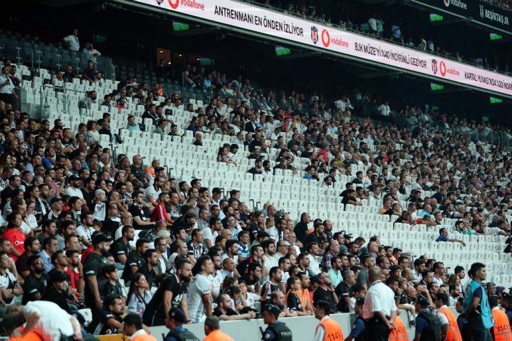 Süper Lig: Beşiktaş: 3 - Göztepe: 0 (Maç sonucu)