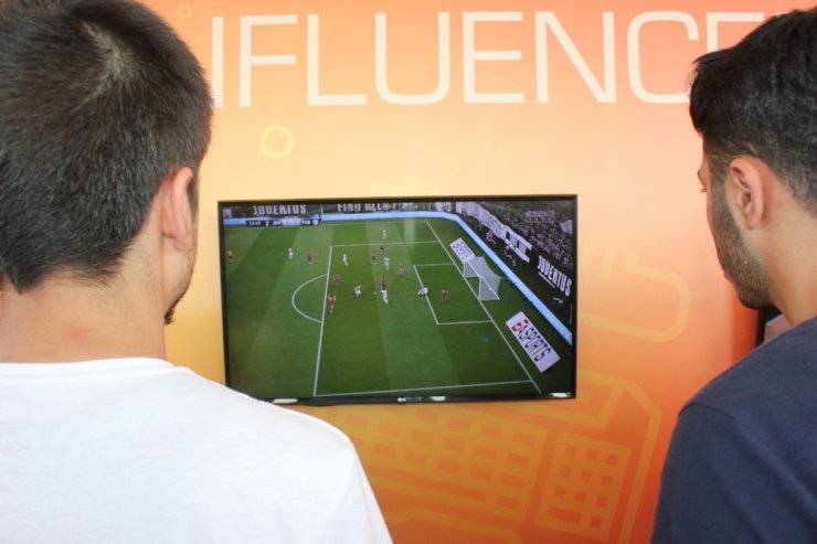 Üsküdar’da binlerce kişi E-spor festivalinde buluştu