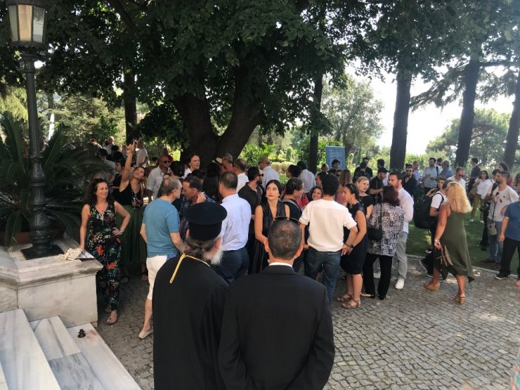 ‘Derin Akıntı’ sergisi Heybeliada Ruhban Okulu’nda açıldı