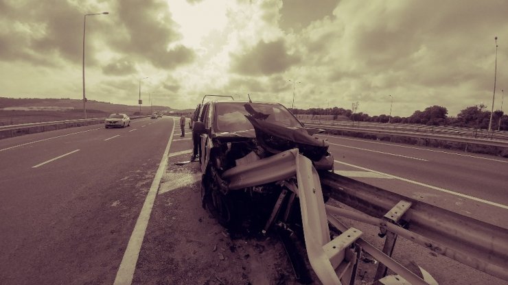 İstanbul Havalimanı yolunda akıl almaz kaza