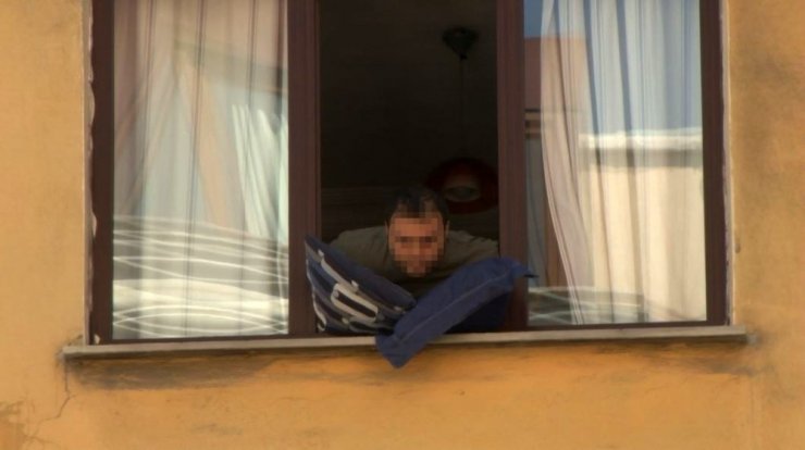 İstanbul’da intihar girişimi ekipleri alarma geçirdi