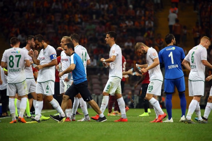 Süper Lig: Galatasaray: 0 - Konyaspor: 0 (İlk yarı)