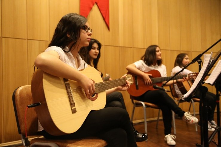 Büyükçekmece’de Halk Akademisi Sahne Sanatları kursları başlıyor