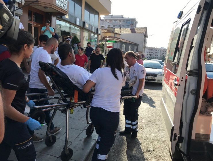 Sokak ortasında silahlı kavga: 1 yaralı