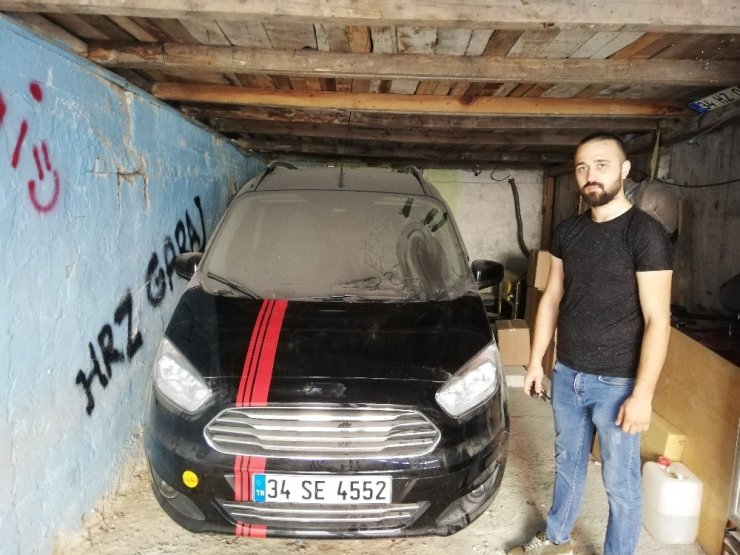 Sıfır araç aldı, hayatının şokunu yaşadı