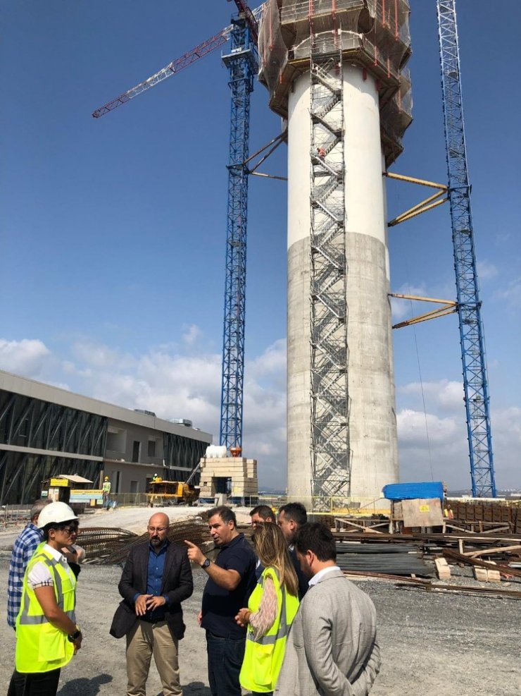 Sabiha Gökçen Havalimanı’nda ikinci pistin yapımı sürüyor