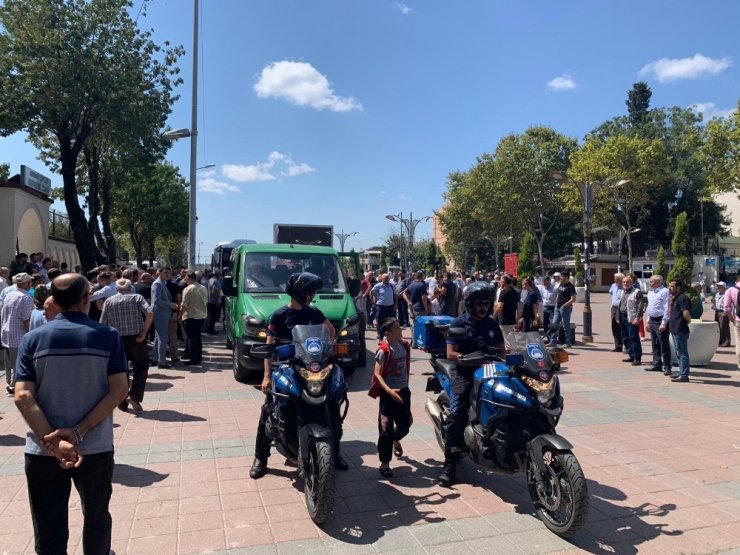 Kızının gözü önünde vurulan Tuğba Anlak son yolculuğuna uğurlandı