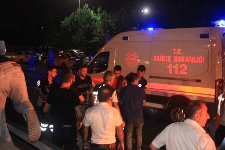 Avcılar E-5’te zincirleme trafik kazası: 1’i ağır 3 yaralı