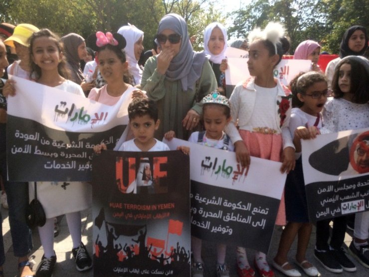 Yemenliler BAE’nin saldırılarını protesto etti