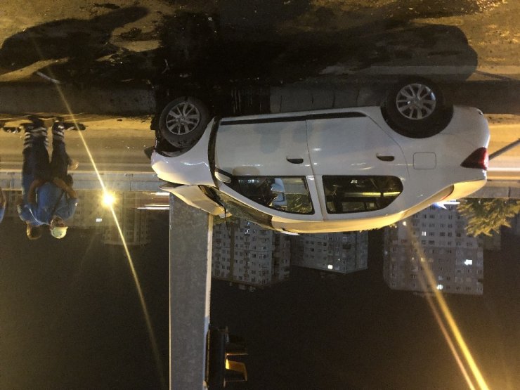 Maltepe ve Üsküdar’da meydana gelen iki ayrı trafik kazasında 3 kişi yaralandı