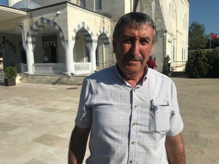 Cami cemaati kaybolan yavrular için seferber oldu