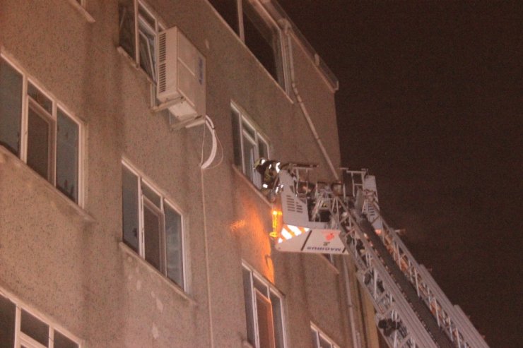 Kağıthane’de bir diş laboratuvarında korkutan yangın