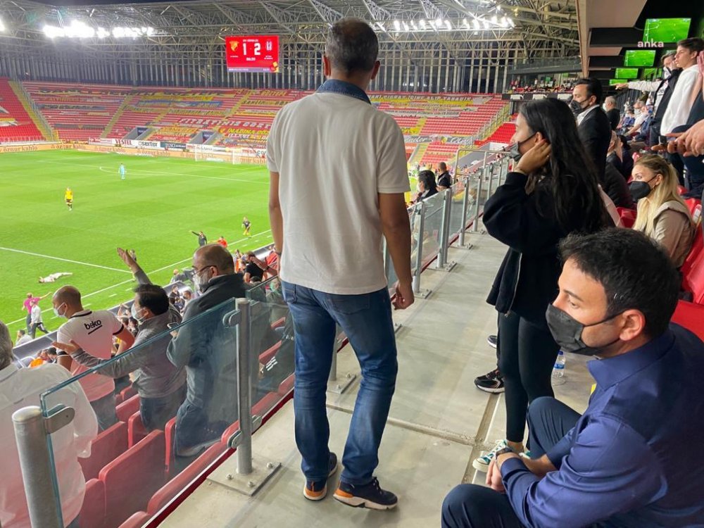 BAŞKANI AKPOLAT, ŞAMPİYON BEŞİKTAŞ’I İZMİR’DE DE YALNIZ BIRAKMADI