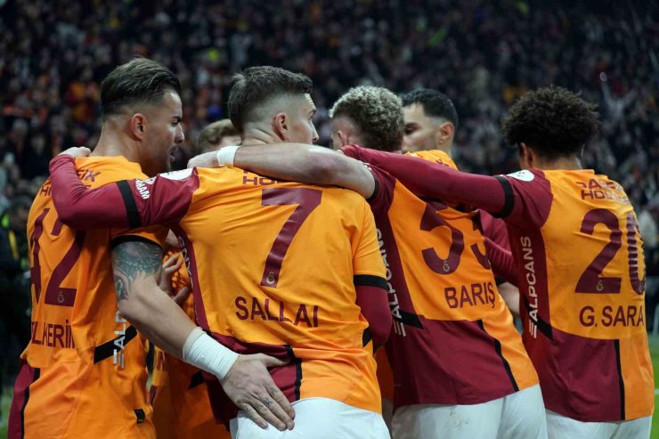 TRENDYOL SÜPER LİG: GALATASARAY: 2 - TRABZONSPOR: 1 (İLK YARI)