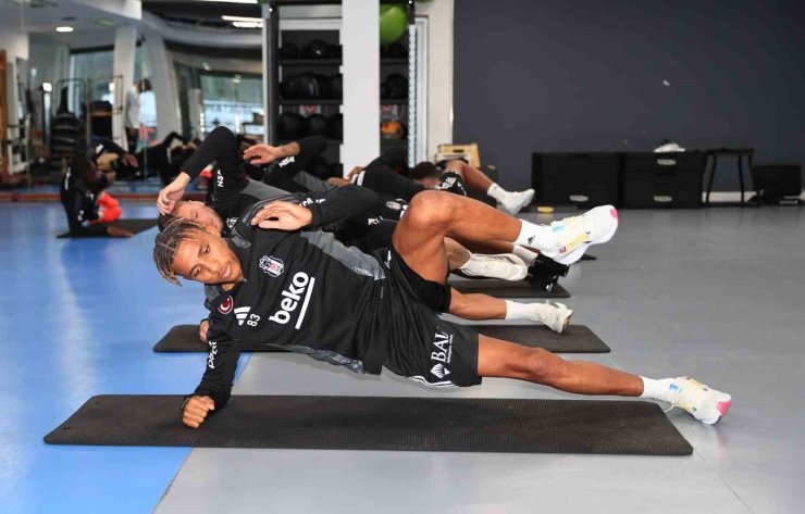 BEŞİKTAŞ SALONDA ÇALIŞTI