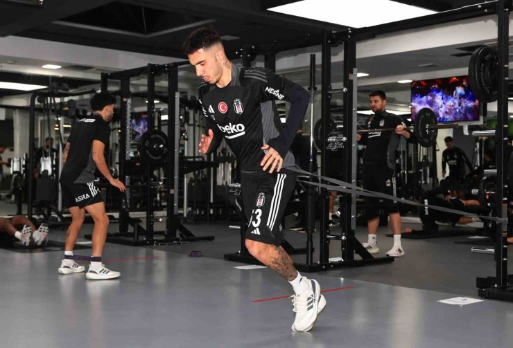 BEŞİKTAŞ SALONDA ÇALIŞTI