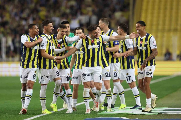 FENERBAHÇE’DE 2024 YILI BÖYLE GEÇTİ