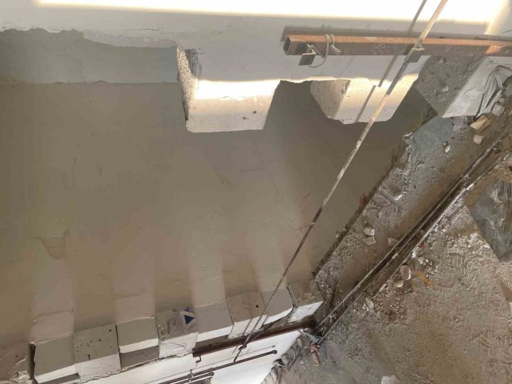 ÜNİVERSİTE KAMPÜSÜNDEKİ İNŞAATIN 4. KATINDAN DÜŞEN İŞÇİ HAYATINI KAYBETTİ