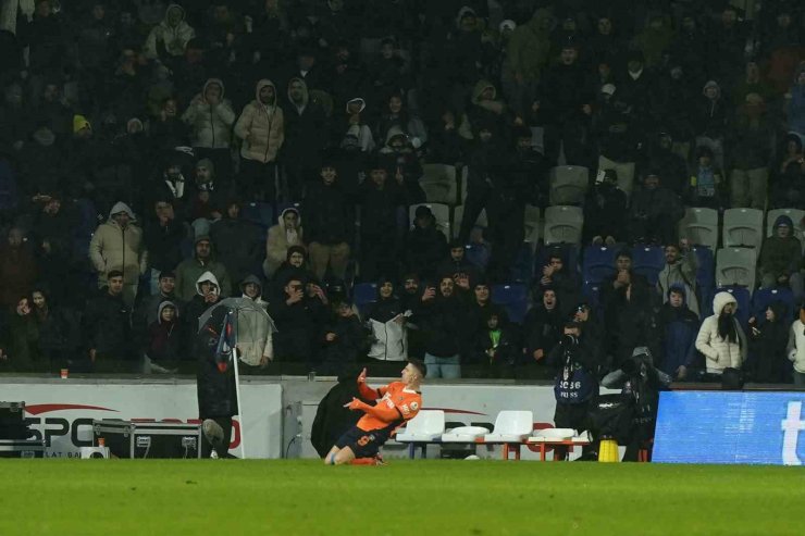TRENDYOL SÜPER LİG: BAŞAKŞEHİR: 1 - GALATASARAY: 2 (MAÇ SONUCU)