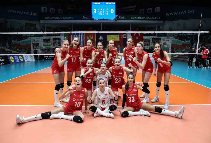 U16 KIZ VOLEYBOL MİLLİ TAKIMI, AVRUPA ŞAMPİYONASI FİNALLERİNDE