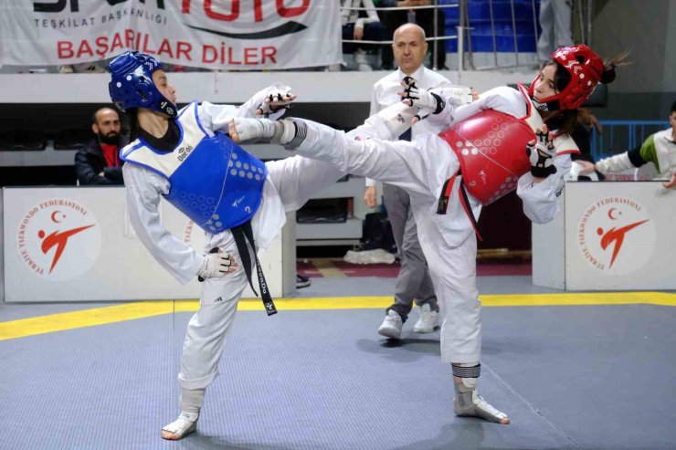 TÜRKİYE GENÇLER TAEKWONDO ŞAMPİYONASI SONA ERDİ