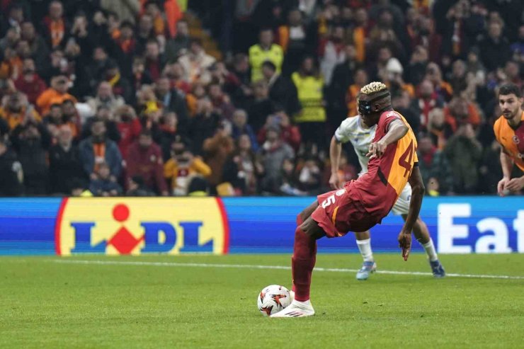 UEFA AVRUPA LİGİ: GALATASARAY: 3 - DİNAMO KİEV: 3 (MAÇ SONUCU)