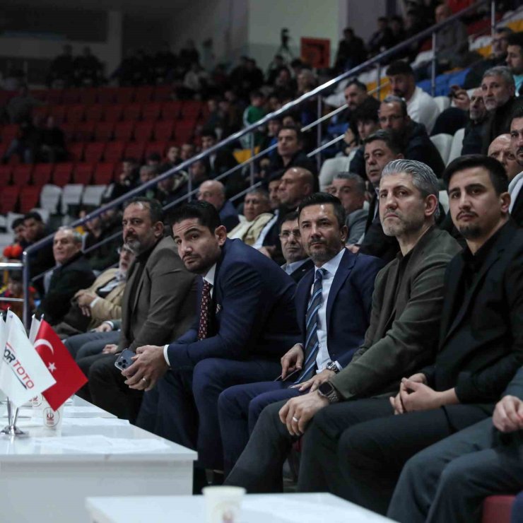 BÜYÜKLER SERBEST TÜRKİYE GÜREŞ ŞAMPİYONASI’NDA İKİNCİ GÜN SONA ERDİ