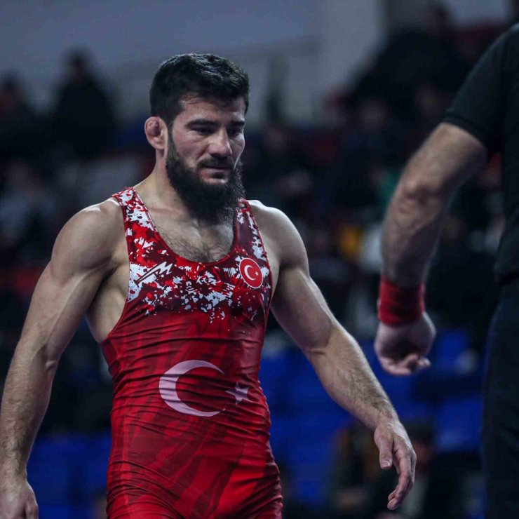 BÜYÜKLER SERBEST TÜRKİYE GÜREŞ ŞAMPİYONASI’NDA İKİNCİ GÜN SONA ERDİ