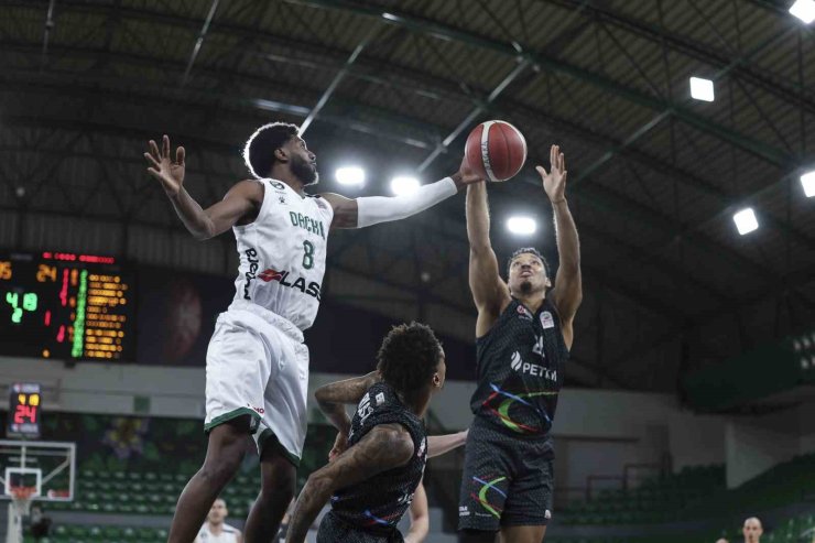 BASKETBOL SÜPER LİGİ: DARÜŞŞAFAKA: 83 - ALİAĞA PETKİMSPOR: 64