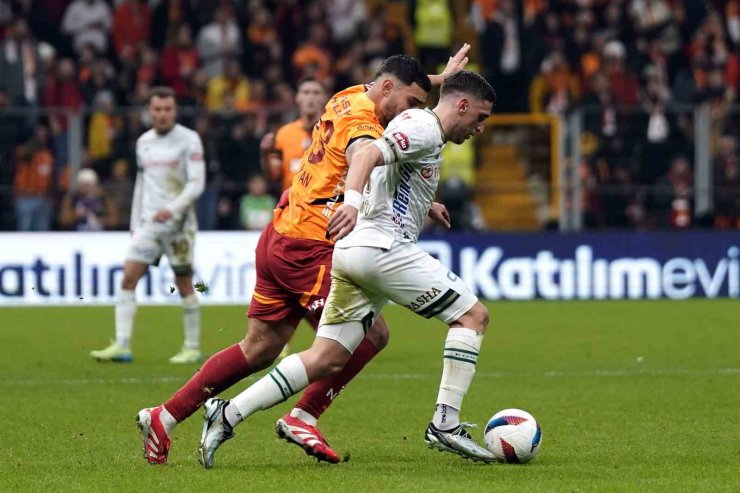 TRENDYOL SÜPER LİG: GALATASARAY: 1 - KONYASPOR: 0 (İLK YARI)