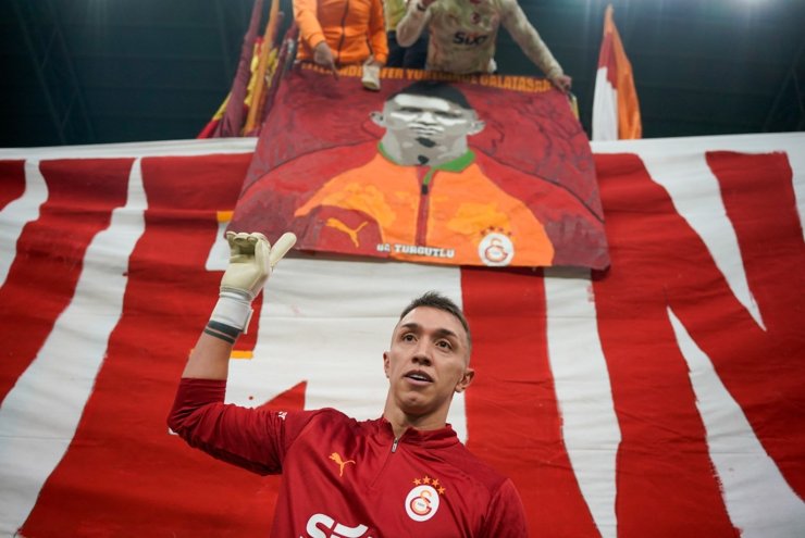 TRENDYOL SÜPER LİG: GALATASARAY: 0 - KONYASPOR: 0 (MAÇ DEVAM EDİYOR)