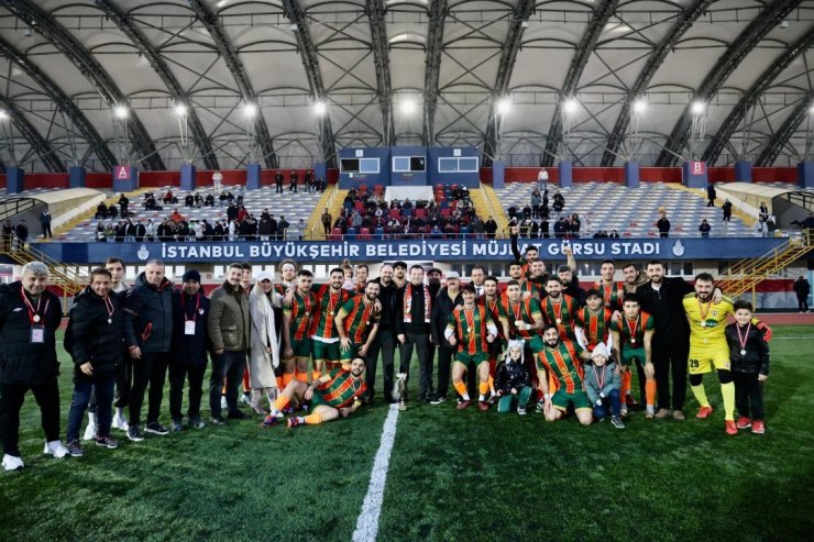 SİLİVRİ BELEDİYE BAŞKANI BALCIOĞLU, SELİMPAŞASPOR’UN ŞAMPİYONLUK COŞKUSUNA ORTAK OLDU