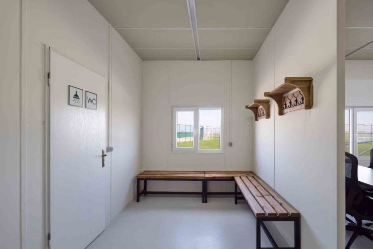 CORENDON FOOTBALL CENTER, TAKIMLARA VE TURNUVALARA KAPILARINI AÇTI