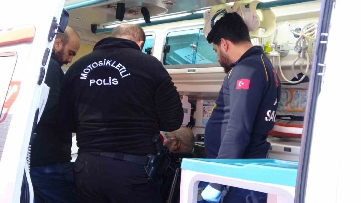 SANCAKTEPE’DE BİNANIN ÇATI KATINDA YANGIN: 6 KİŞİ DUMANDAN ETKİLENDİ