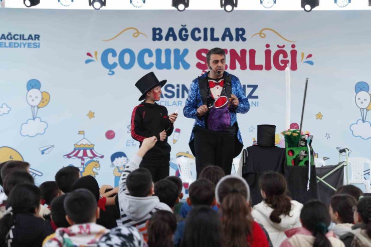 BAĞCILAR’DA KARNAVAL TADINDA ÇOCUK ŞENLİĞİ