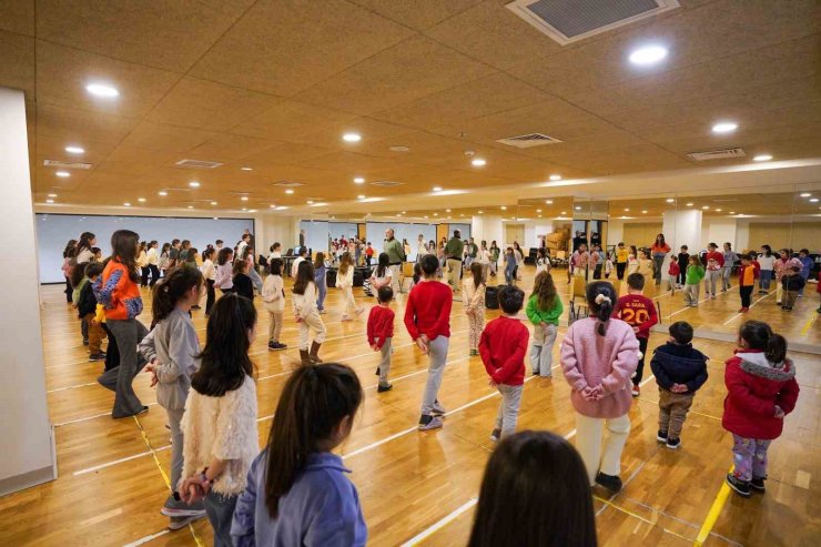 BEYLİKDÜZÜ 10. YARIYIL ŞENLİĞİ DEVAM EDİYOR