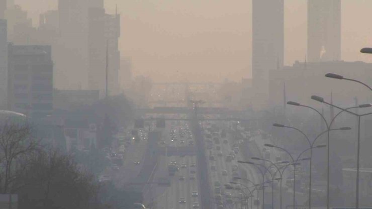 İSTANBUL’DA HAVA KİRLİLİĞİ SİS VE PUSA NEDEN OLDU