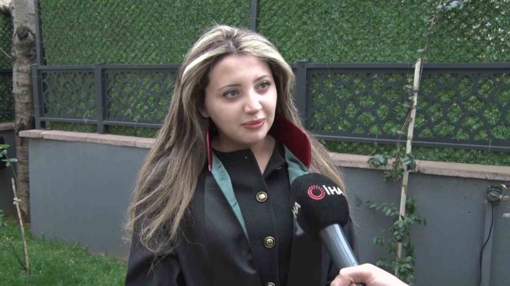 RUHSATINI ALAN AVUKAT BARO BAŞKANI İBRAHİM KABOĞLU’NUN ELİNİ SIKMADI