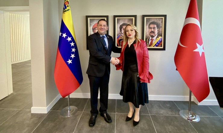 TÜRKİYE İLE VENEZUELA ARASINDA SAĞLIK TURİZMİNDE İŞBİRLİĞİ BAŞLADI