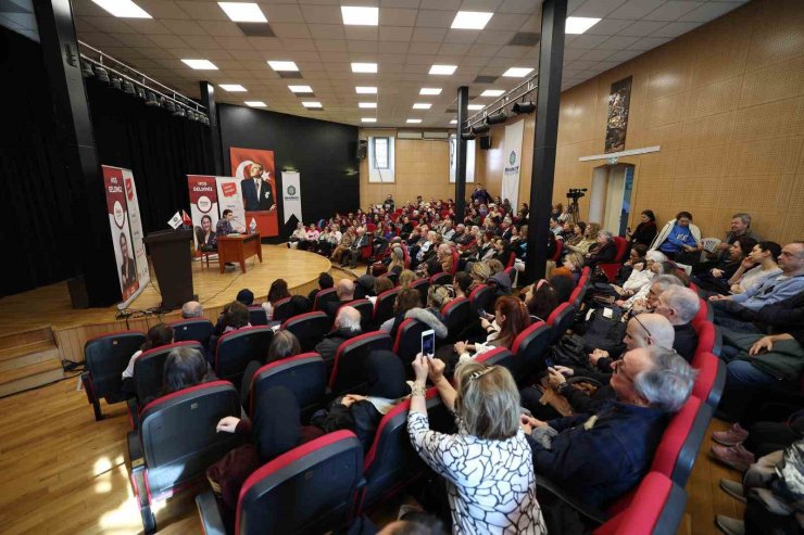 ‘BAKIRKÖY MUHABBETİ’ PROGRAMININ BU HAFTAKİ KONUĞU YAZAR PELİN BATU OLDU