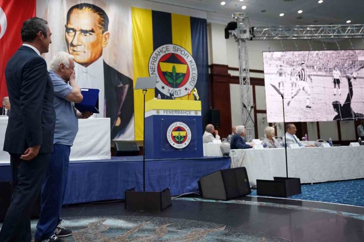 FENERBAHÇE’NİN ESKİ FUTBOLCUSU OGÜN ALTIPARMAK HAYATINI KAYBETTİ