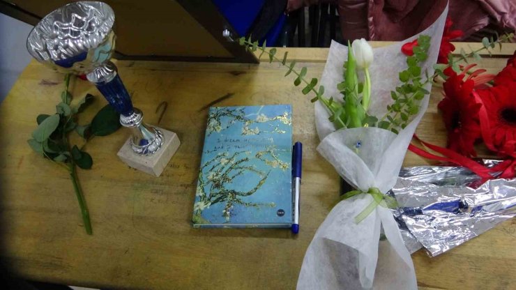 BOLU’DAKİ OTEL YANGININDA HAYATINI KAYBEDEN MİNA AKİŞLİ OKULUNDA ANILDI