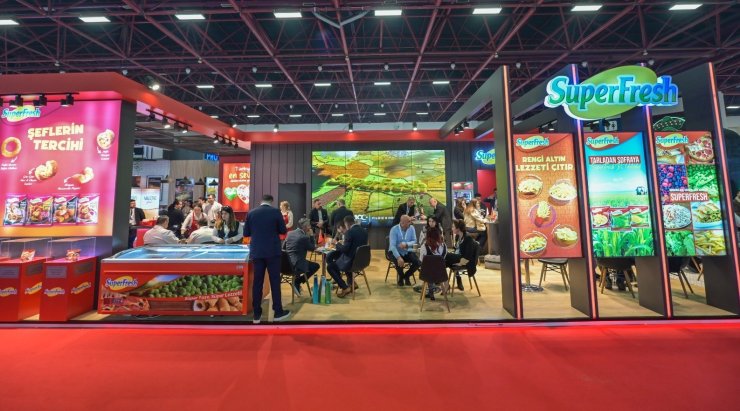 SUPERFRESH’İN YENİLİKÇİ LEZZETLERİ ANFAŞ’TA BÜYÜK BEĞENİ TOPLADI