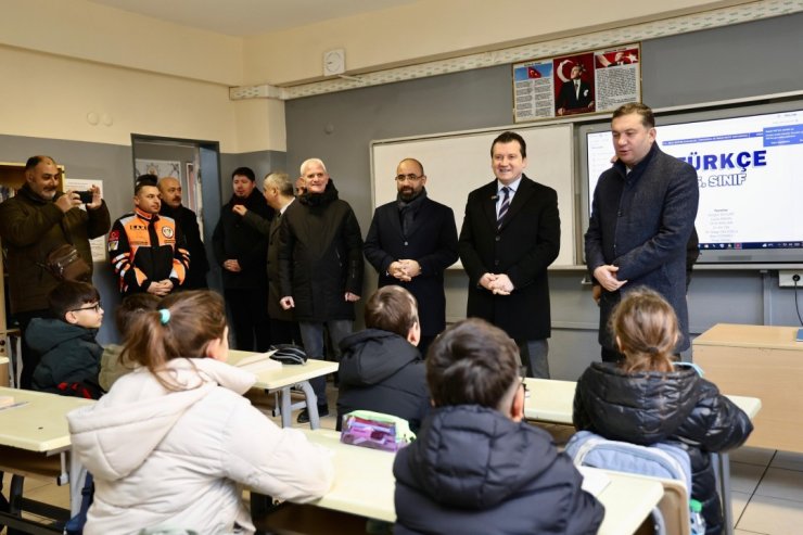 SİLİVRİ’DE OKULLARDA DEPREM TATBİKATI