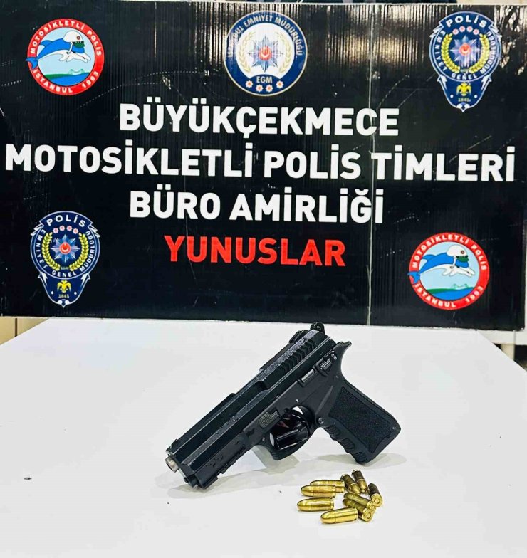 BÜYÜKÇEKMECE’DE DÜKKANI BASIP BABA VE OĞLUNU YARALAYAN ŞÜPHELİLER ADLİYEYE SEVK EDİLDİ