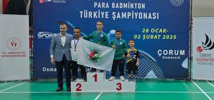 GAZİOSMANPAŞALI SPORCULAR, PARA BADMİNTON ŞAMPİYONASI’NDAN 27 MADALYA İLE DÖNDÜ
