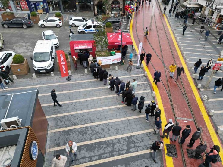 BEREKET DÖNER VE KIZILAY’DAN İŞ BİRLİĞİ