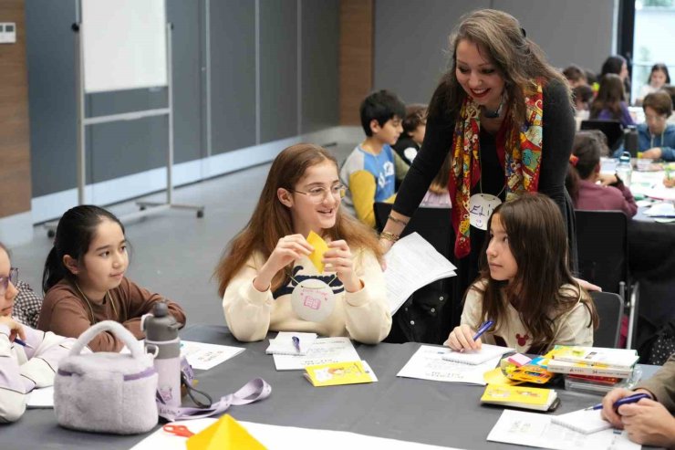 KADIKÖY BELEDİYESİ ÇOCUK MECLİSİ’NİN YENİ DÖNEM ÇALIŞMALARI BAŞLADI